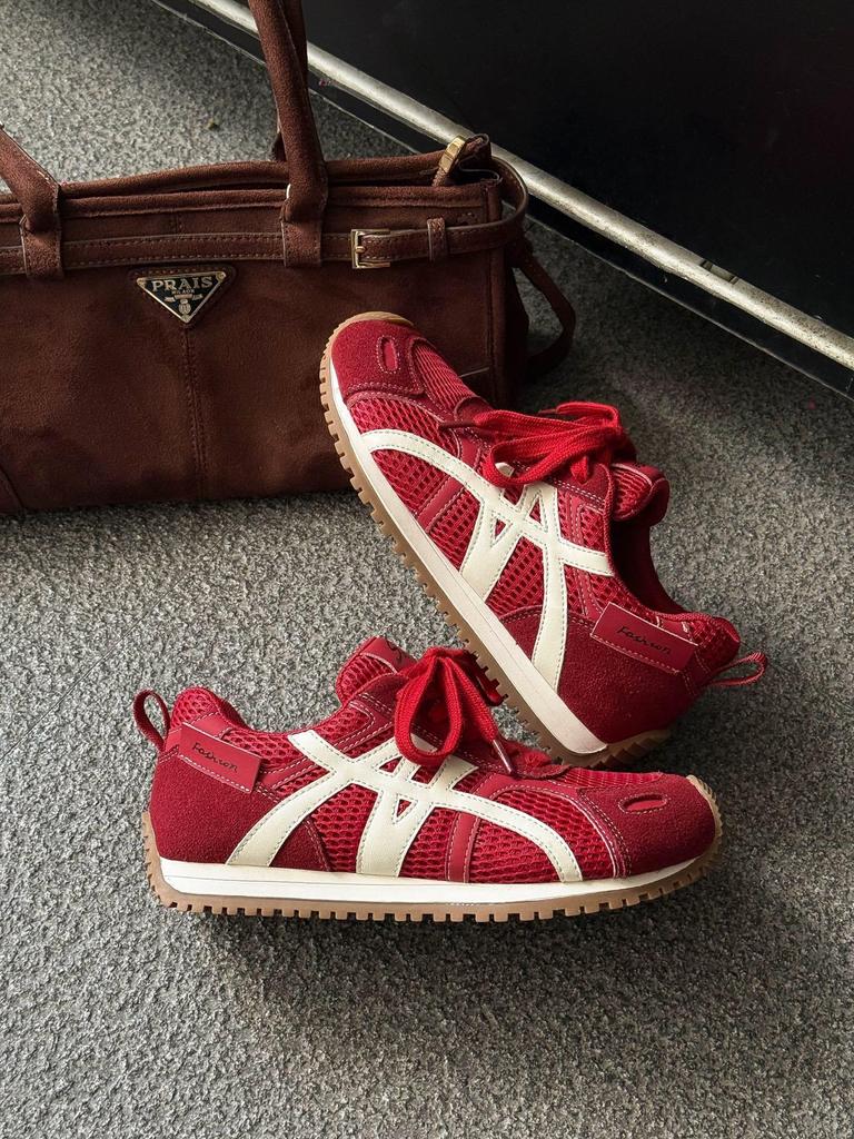 Frosted Leather Flat-bottomed German Training Shoes Women's 2025 New Autumn Mesh Forrest Gump Shoes Black Foot-showing Small Casual Sports Shoes