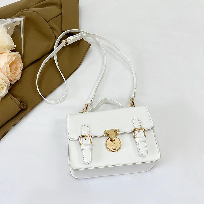 

Chic And Stylish Women s Pu Handbag For Spring Casual Fashion With Unique Design бежевий