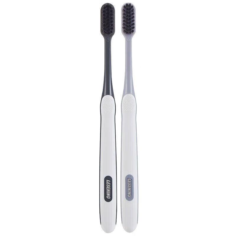 

Lengsuanling Carbon Black Nano Soft Toothbrush