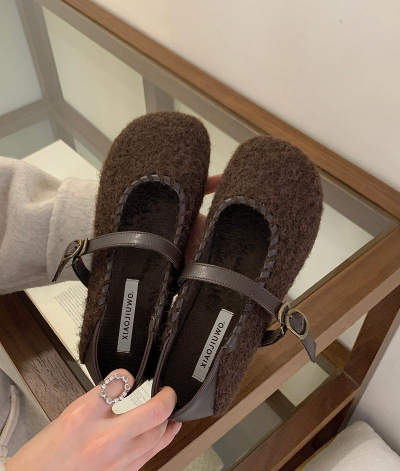 

Flat-bottomed French Mary Jane Mao Mao single shoes women s shoes new soft-soled beanie shoes in autumn and winter 2025 39 темно-коричневого