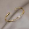 Twisted Minimalist High-End Fashion Bracelet - Trendy Niche Design for Women