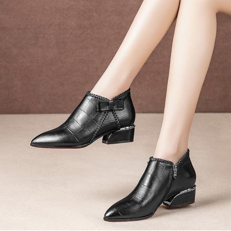 New Fall/Winter Women's Thick Heel Pointed Toe Shoes - Versatile Low/Medium Heel Bare Boots