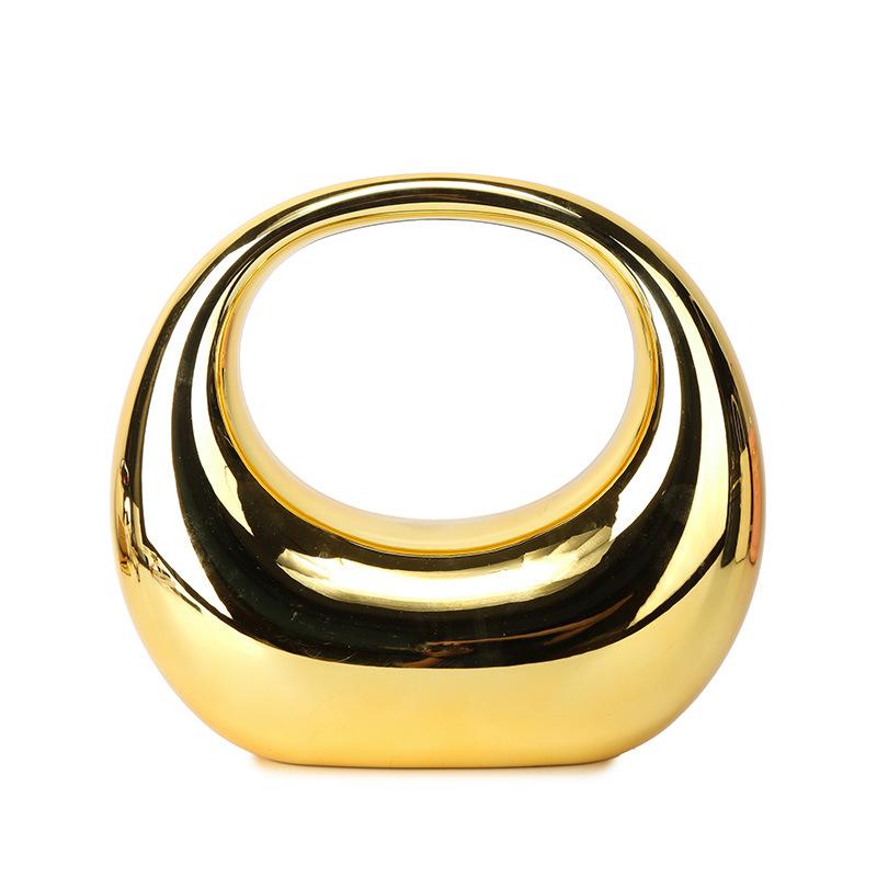 

Bags women s 2025 new European and American fashion glossy underarm bag ins Internet celebrity chain messenger dumpling bag золотой