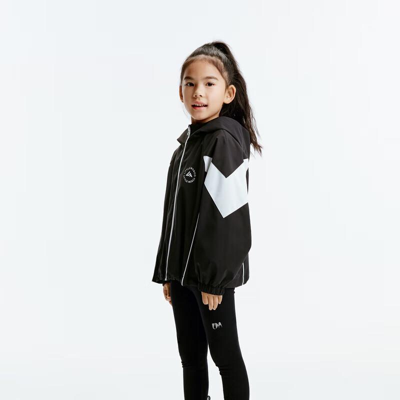 

Little MO&Co. Kids Water-Repellent Hooded Utility Jacket 130