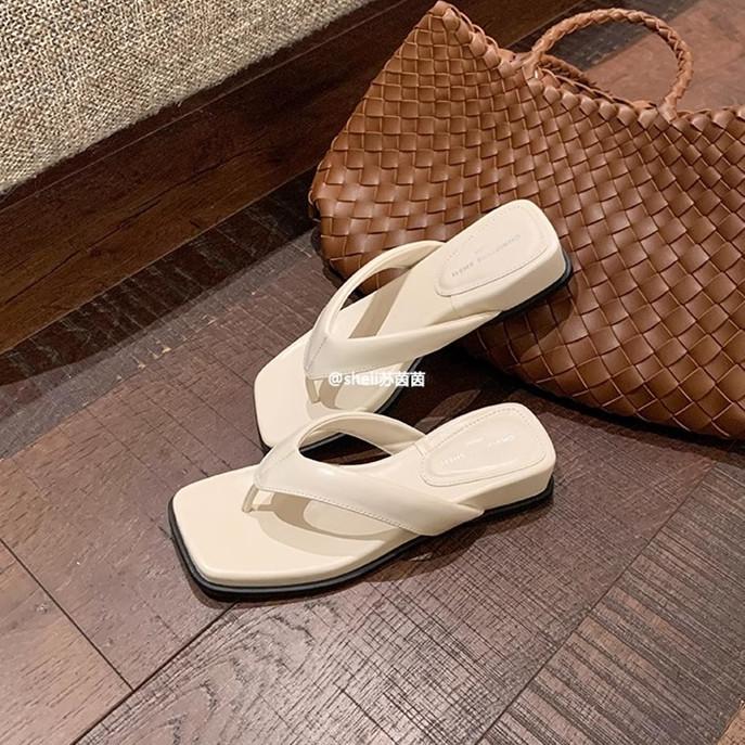 

Super welfare payment~ square toe slope heel beach flip-flops women s sandals outside 40