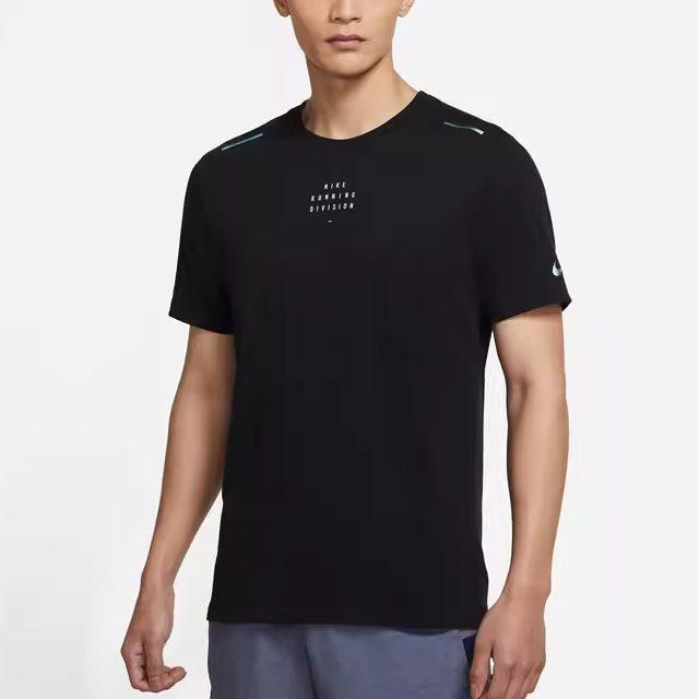 Nike T Shirts Men's Black Crew Neck Moderate Straight Fit DJ7816-010