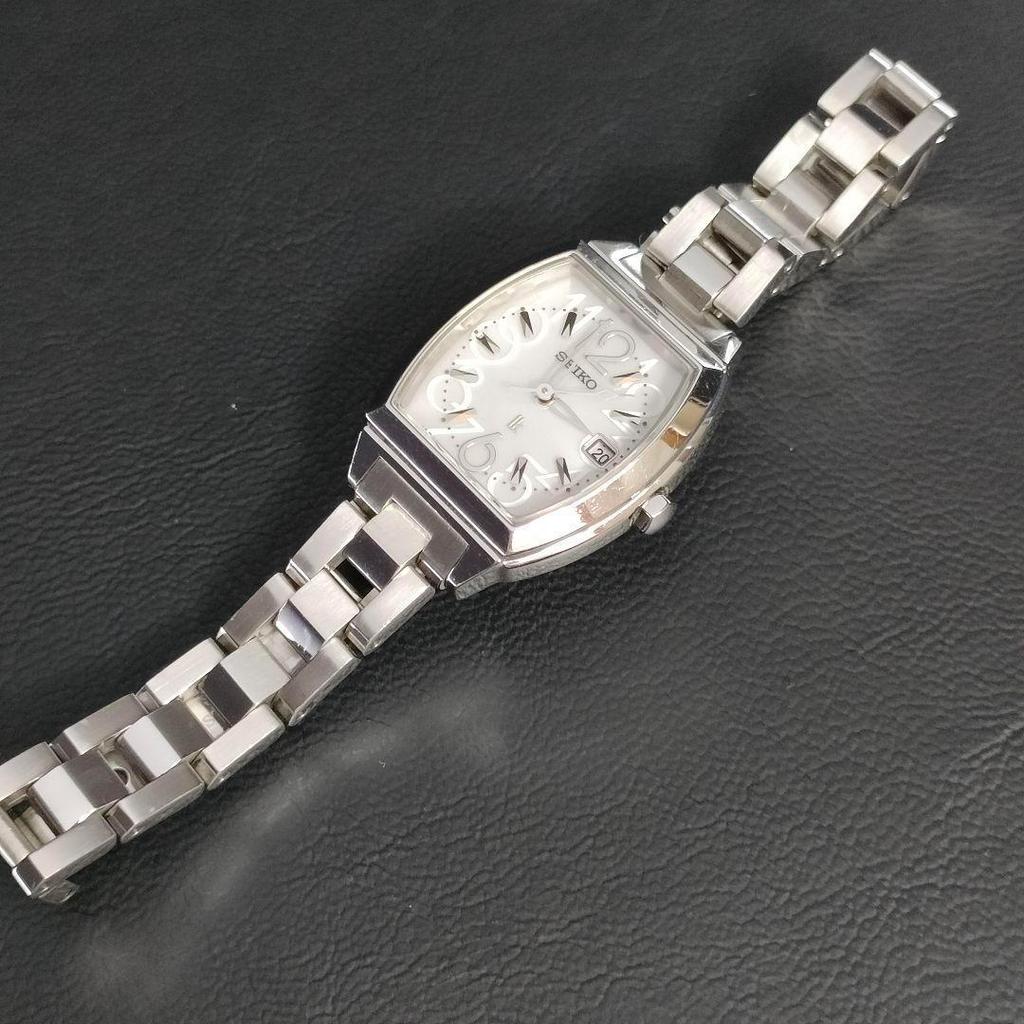 [USED] Seiko Lucia Tonneau White/Silver Solar Watch