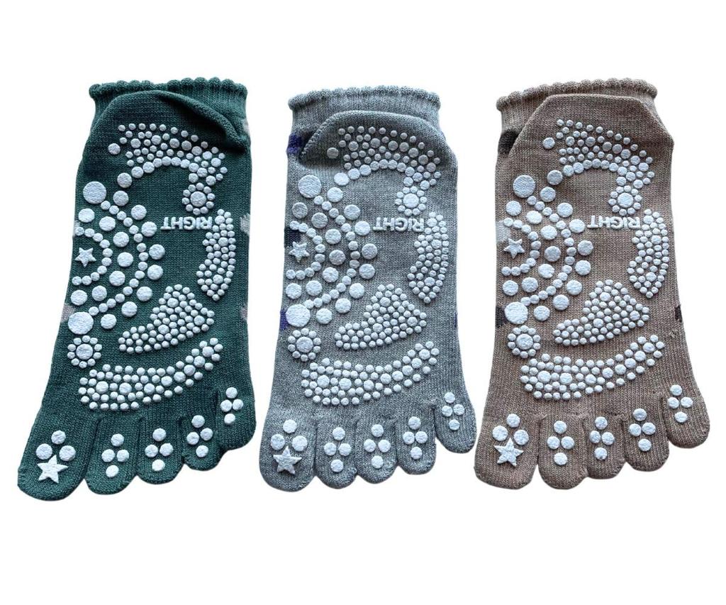 Ponožky pro ponožky pro krátkou sadu na jógu s puntíky 5-prsté dámské, sportovní, protiskluzové, 5-prsté dámské, délka, ponožky, roztomilé, vzor, 3 páry (barvy k dispozici)