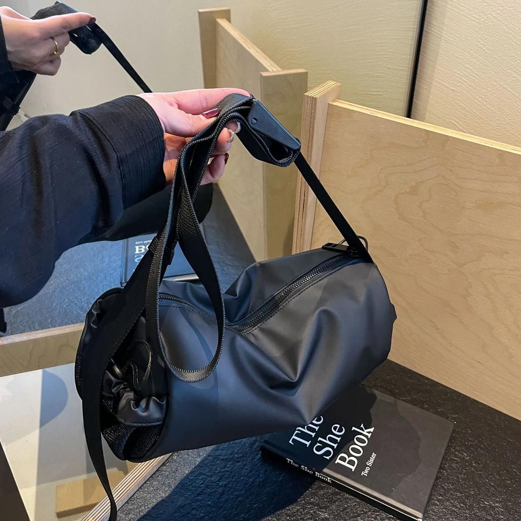 Solid Polyester Crossbody Bags Fashion Casual Large Size Outdoor Light Concise Waterproof Water-resistant Travel Bag