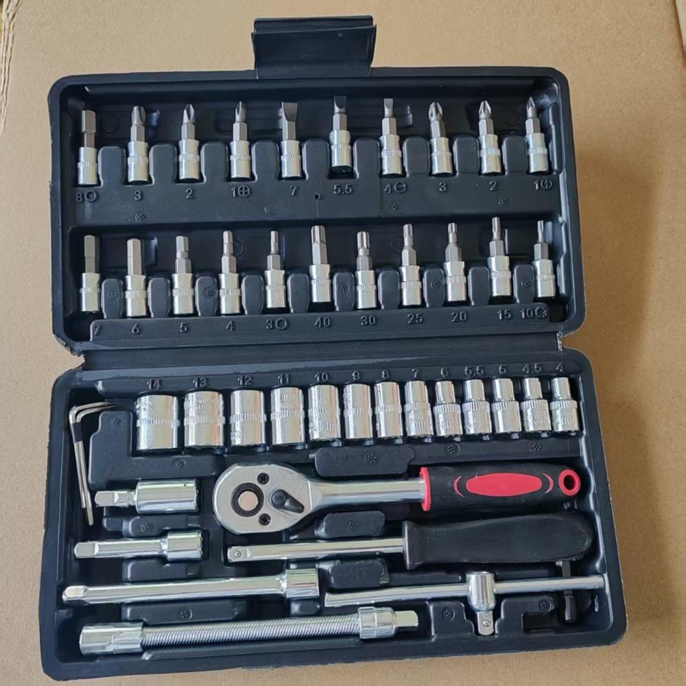 46-Piece Auto Repair Tool Set, Sleeve Tool with Ratchet Wrench, Batch Head Combination Tool Set Auto Parts Black 46pc