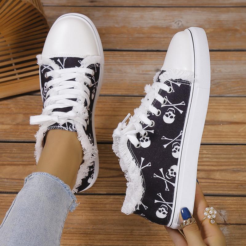 European and American Foreign Trade Large Size Halloween Skull 3D Print Low Top Lace-up Casual Flat Shoes for Women