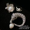 Gioiello di Ghepardo Babilonese Antico Spilla con Perla, Tahiti, Perline Profonde, Zircone a Fiore, Anello