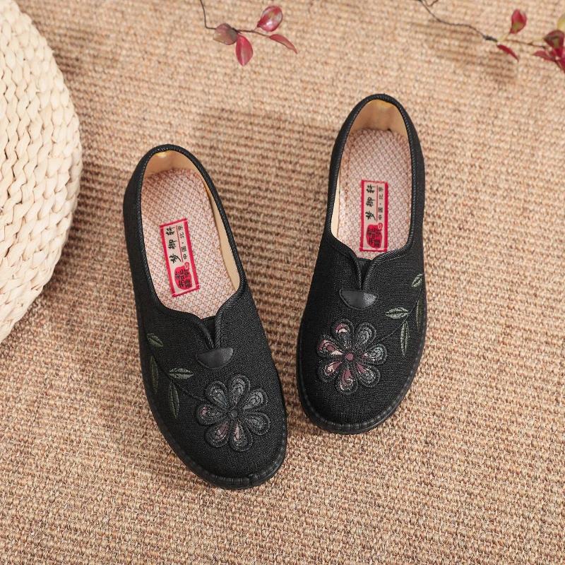  Chinese Flower Embroidered Women Comfort Canvas Ballet Flats Girl Vintage Old Beijing Shoes for Ladies Woman Costume