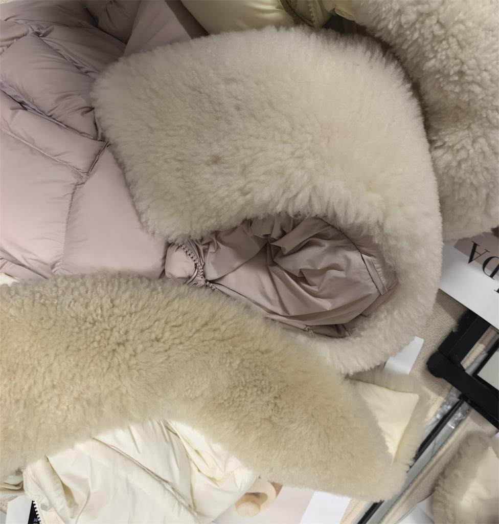 Yu Yan, Europe Station winter new designer sheep down big fur collar down jacket women