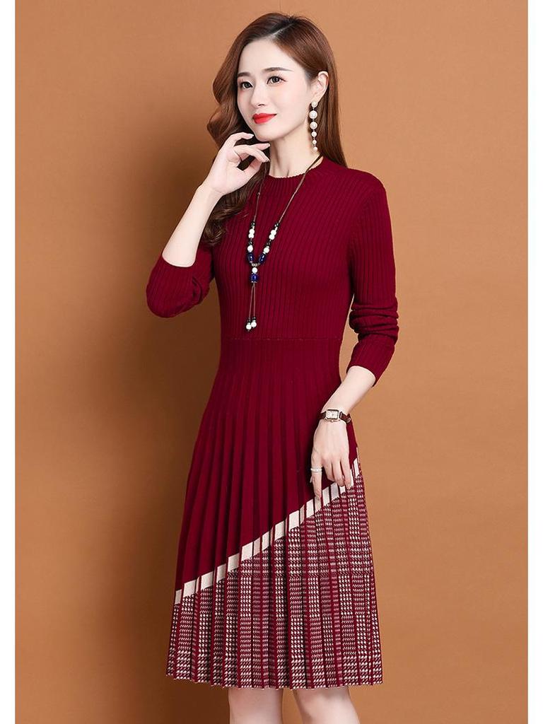 Hengyuanxiang 2025 Herbst/Winter Schlankmachendes Rundhals Modisches Gestricktes Wollkleid