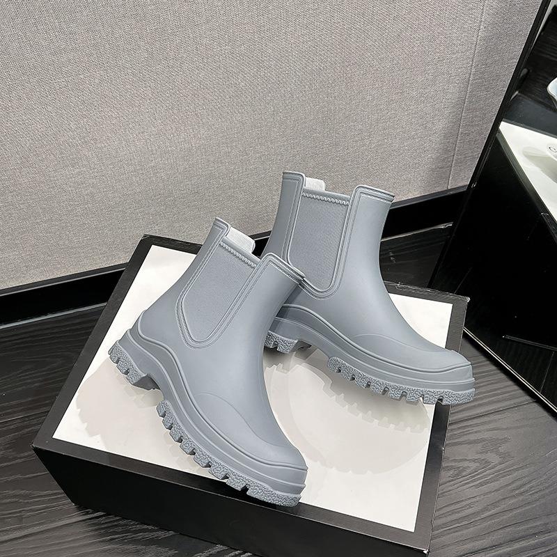 Fashion short rain shoes women's versatile rain boots Martin boots non-slip water boots rain boots adult overshoes work shoes
