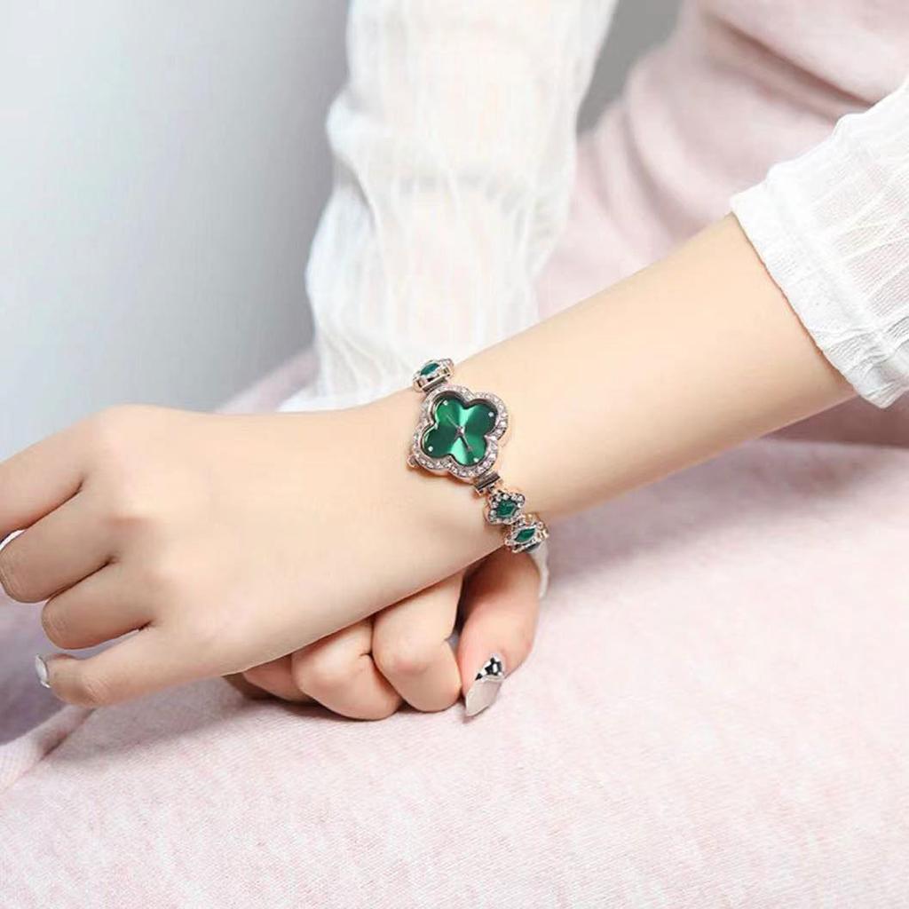 Four leaf clover bracelet quartz watch, the best gift for girls