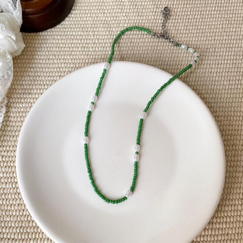 Seaside Stroll Green Flower Pearl Beaded Necklace: Elegant Summer Layered Clavicle Accessory for Women