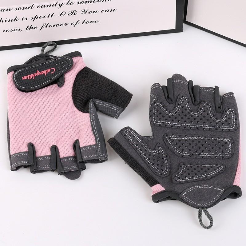 

Sports and Fitness Gloves for Men and Women for Summer Thin Non Slip Wear Resistant Equipment Training Yoga Outdoor Cycling Half Finger Gloves L