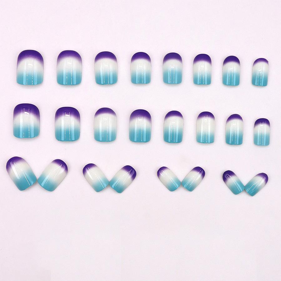 24 Pieces  Fashion Blue and Purple Gradual Change Manicure Film Style Simple French Small Fresh Sweet Short Fake Nails Wear