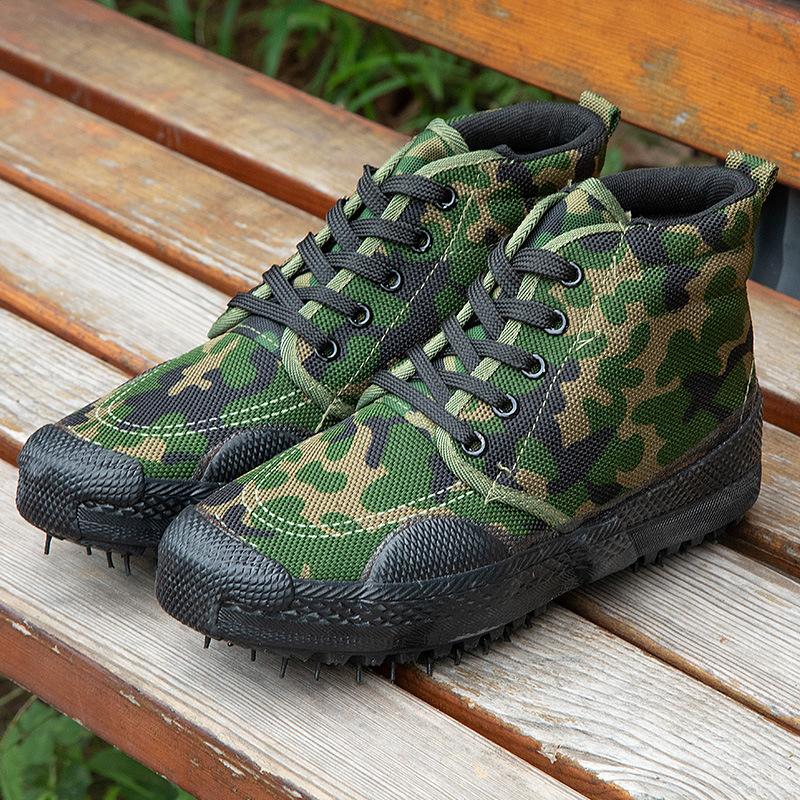 

Men s rubber sole training shoes labor insurance flat heel high top yellow ball rubber shoes breathable construction site farmland military training 45