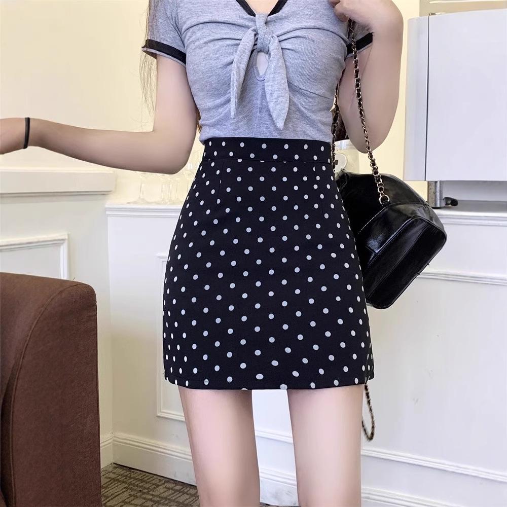

Chic Polka Dot A-Line Midi Skirt for Women - 2024 Spring & Autumn Collection, High-Waisted, Slimming, Hip-Hugging Design 2XL (Recommended 131-147 lbs)