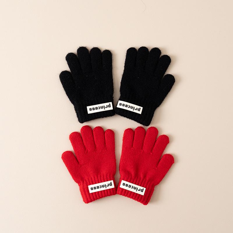 2024 Winter Year of the Horse Kids' Gloves: Korean Style Five-Finger Design for Boys & Girls, Warm & Cozy for Ages 2-6