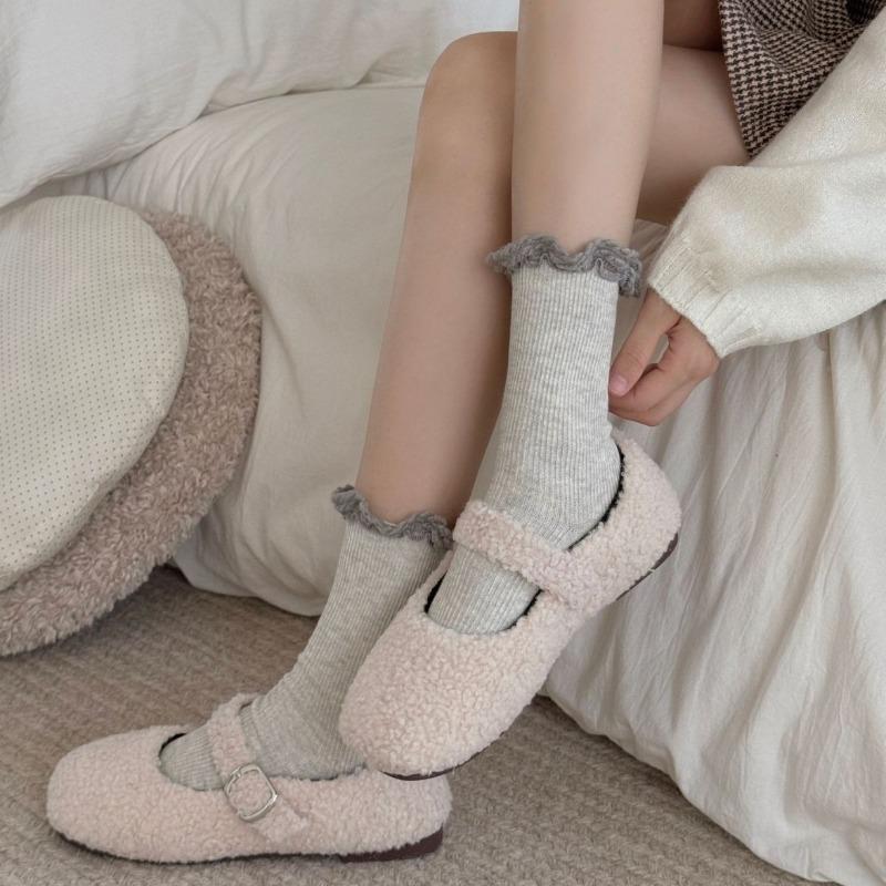 Women's Spring and Autumn Solid Color Versatile Knit Lace Mid Tube Stack Socks