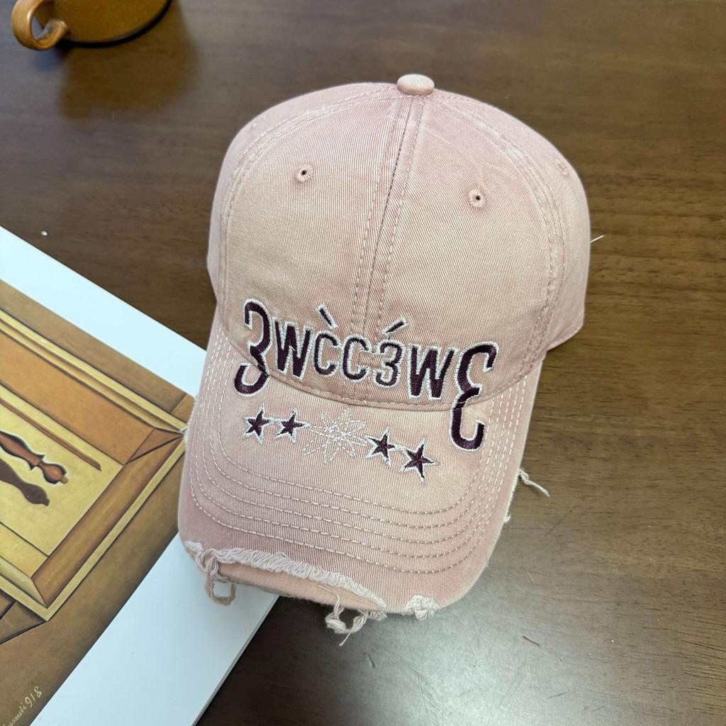American retro letter baseball cap for women, fashionable distressed versatile wide-brimmed cap for large head sizes, makes the face look smaller,