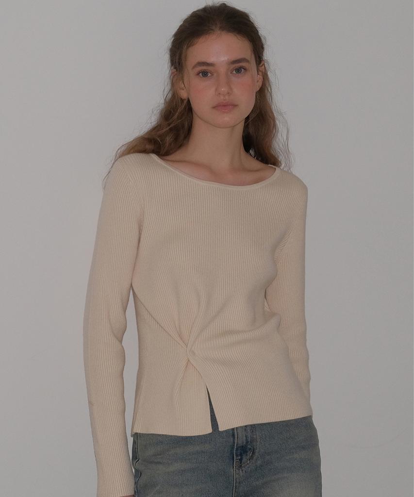 Diaeni Lizzy One-Button Knit