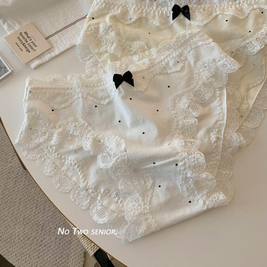 Ladies Spring and Autumn Vintage Lace Bow Pure Cotton Triangle Briefs