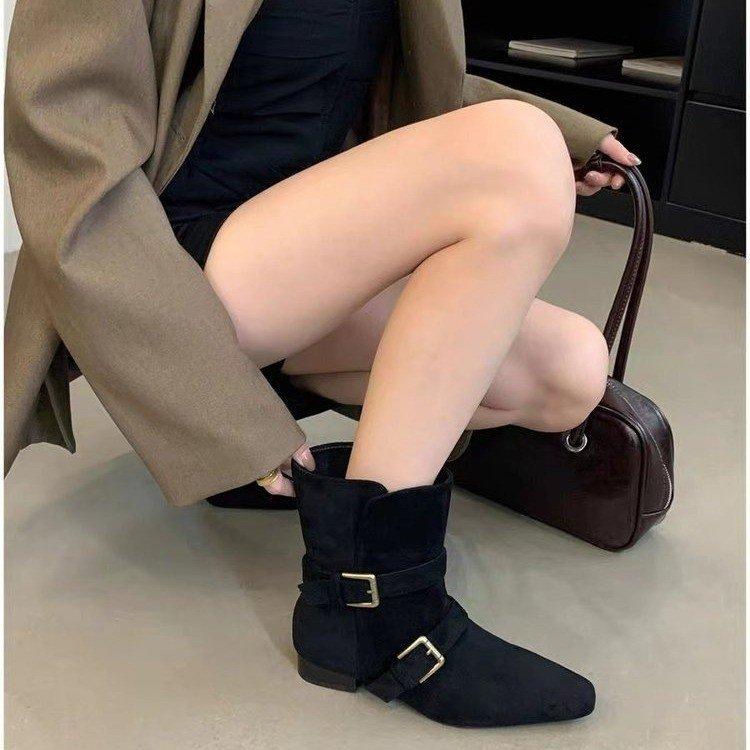 

Korean version niche square head thick heel thin boots children 2025 spring new suede belt buckle retro western short boots 40 чорний