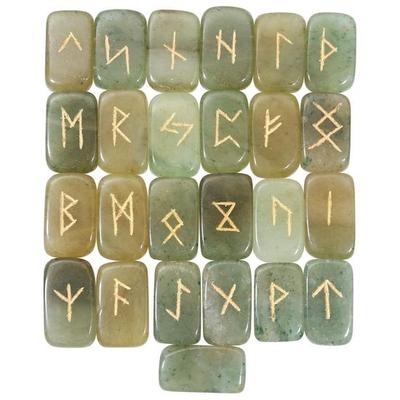 Crocon Grün Jade Rechteckige Form Edelstein Runen mit Älterer Futhark Schriftzug Graviert 25 Stück Runen Set  : 20-25 mm