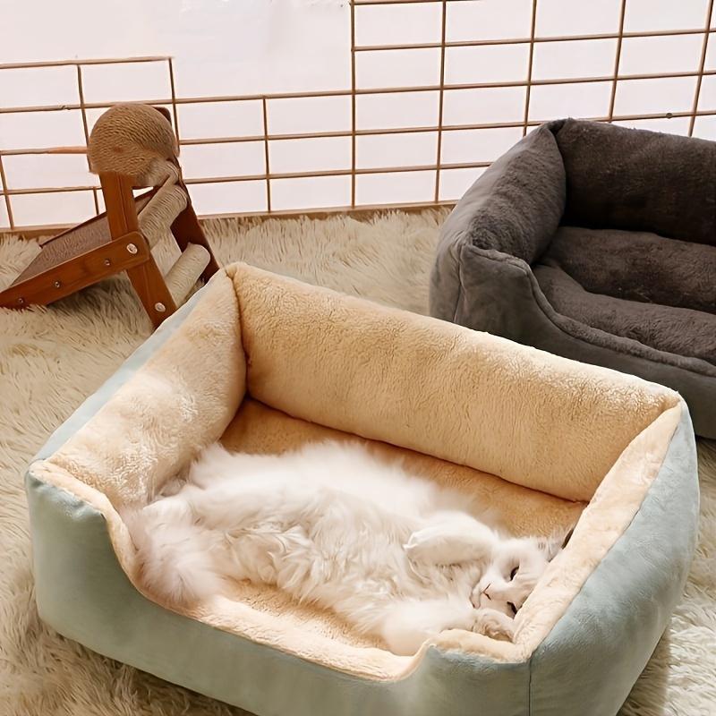 Ein bequemes Plüsch-Schlafsofa für Haustiere, ein weiches Nest aus Polyesterfaser für alle Jahreszeiten, ein warmer Unterschlupf für das ganze Jahr, geeignet für kleine Katzen und kleine Hunde