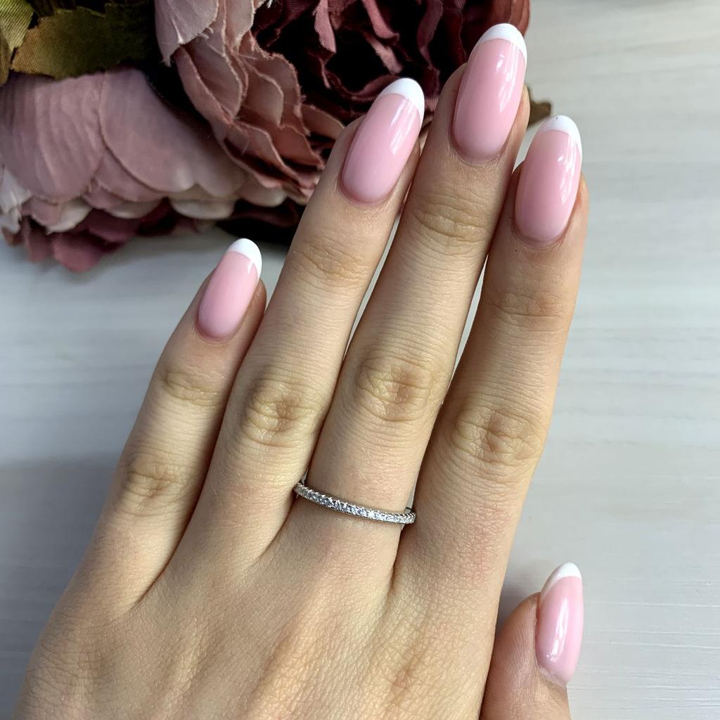 Серебряное кольцо с фианитами, вес изделия 1,68 гр (2037996)