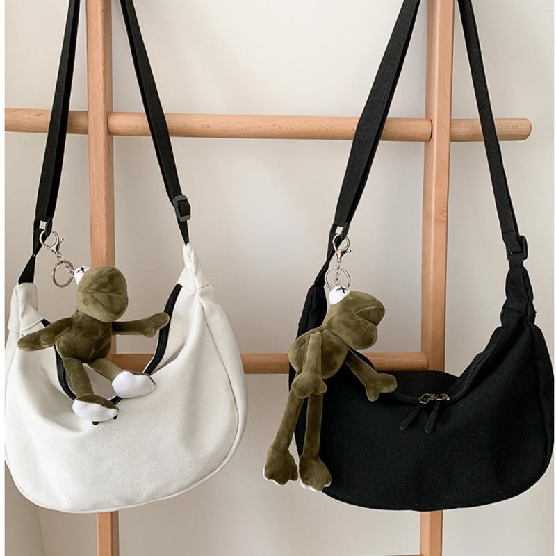 Versione coreana della borsa a tracolla da donna in tela tinta unita per studenti Borsa a tracolla minimalista Harajuku Hong Kong Wind Wind nero scuro con marea