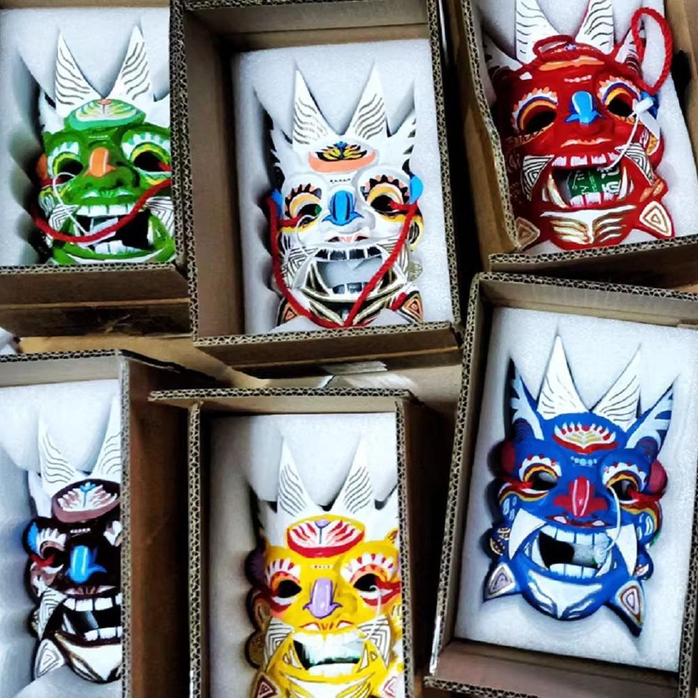 Halloween cos Ghost play mask, Japanese sacrificial costume props, Halloween carnival, horror ghost entertainment Nuo Opera Mask