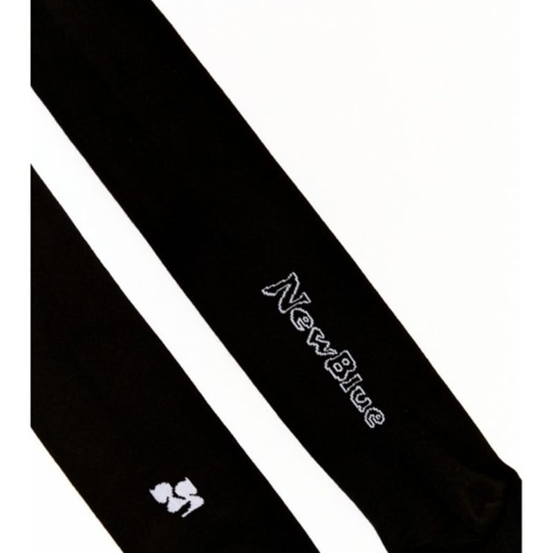 SJYP (PW2E1ACK413WBK) Back Logo Knee Socks