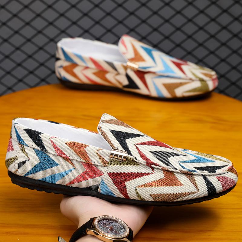 Mode Mode Herren Freizeitschuhe Luxusmarke Herren Slipper Atmungsaktiv Komfort Slip-on Herren Fahrschuhe Leichtgewichtige Bequemschuhe Mokassins