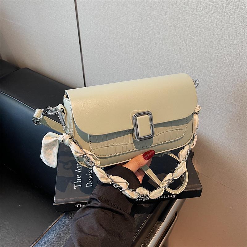 

Популярные маленькие сумки женские осенне-зимние универсальные новые простые на плечо сумка-мессенджер повседневная маленькая квадратная сумка зелёный