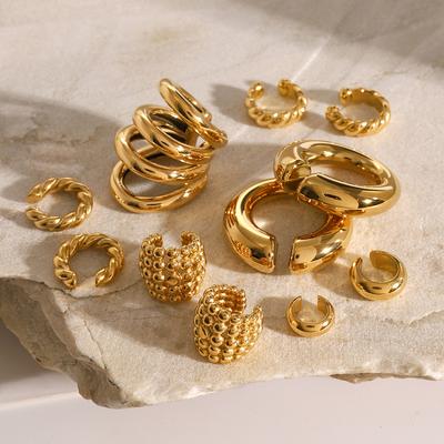 Pince à oreilles en acier inoxydable européen et américain boucles d'oreilles 18 carats ne se décolorant pas boucles d'oreilles torsion simples