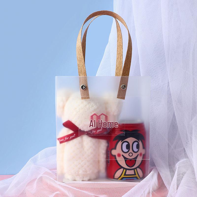 Little Bear Towel – Ideal Souvenir for Kindergarten Events, Birthdays, Celebrations, and Openings.