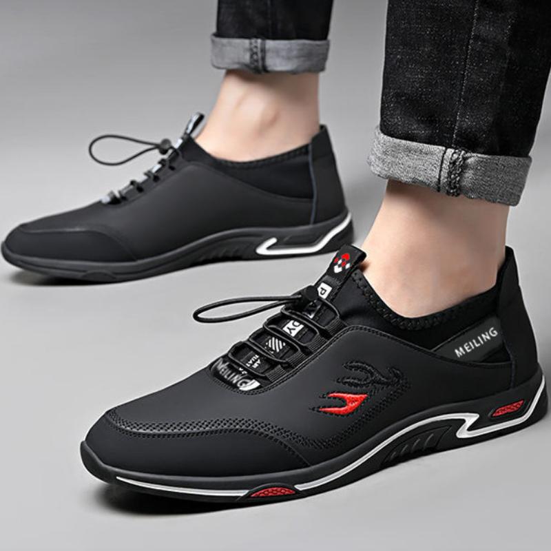 Fashion Lightweight Men Loafers Soft Sole Casual Shoes Fashion Shallow Sneakers Outdoor Men Driving Shoes Breathable Slip on Male Flats