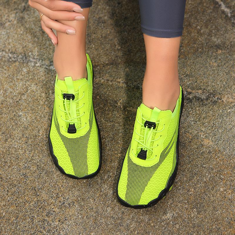 Barefoot Beach Wading Sneakers Unisex Breathable Quick Dry Aquatic Shoes Light Non-slip Water Sports Shoes for Surfing Boating