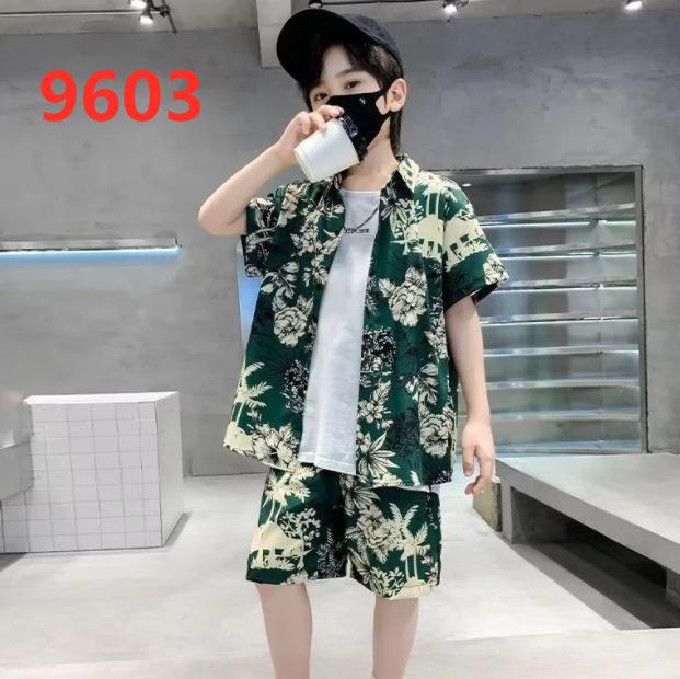 Boys' Hawaiian Floral Shirt & Shorts Set - Stylish Summer Beachwear for Kids