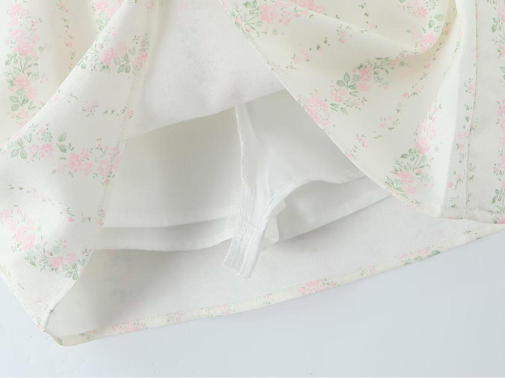 Traje Francés Dulce Floral 2026: Camisola con cordones y Falda de cintura alta
