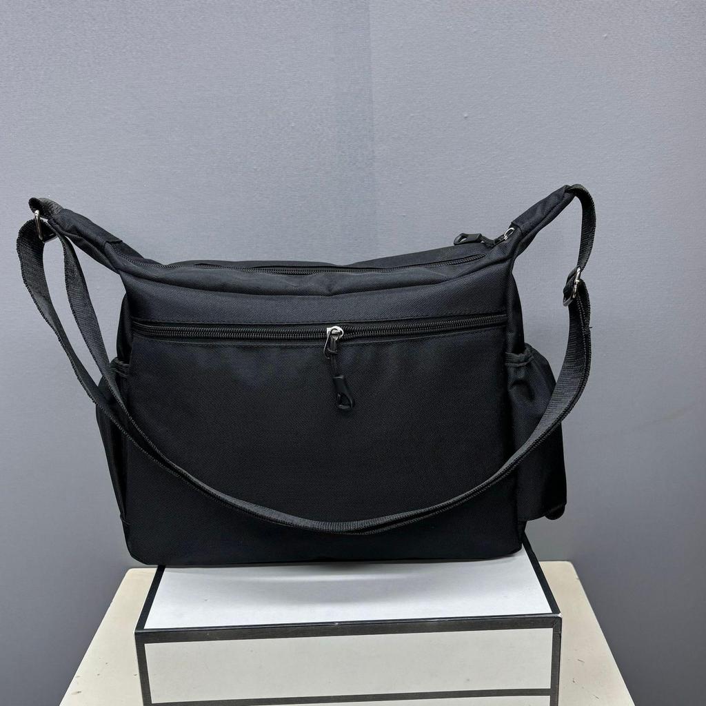 Men's Large Capacity Oxford Cloth Shoulder Bag for Travel and Work