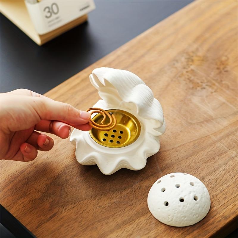 1PC White Shell/scallop Ceramic Incense Burner, Creative Ornament, Incense Rack High-end Aromatherapy Table Decoration, Incense Burner Family Ceremony