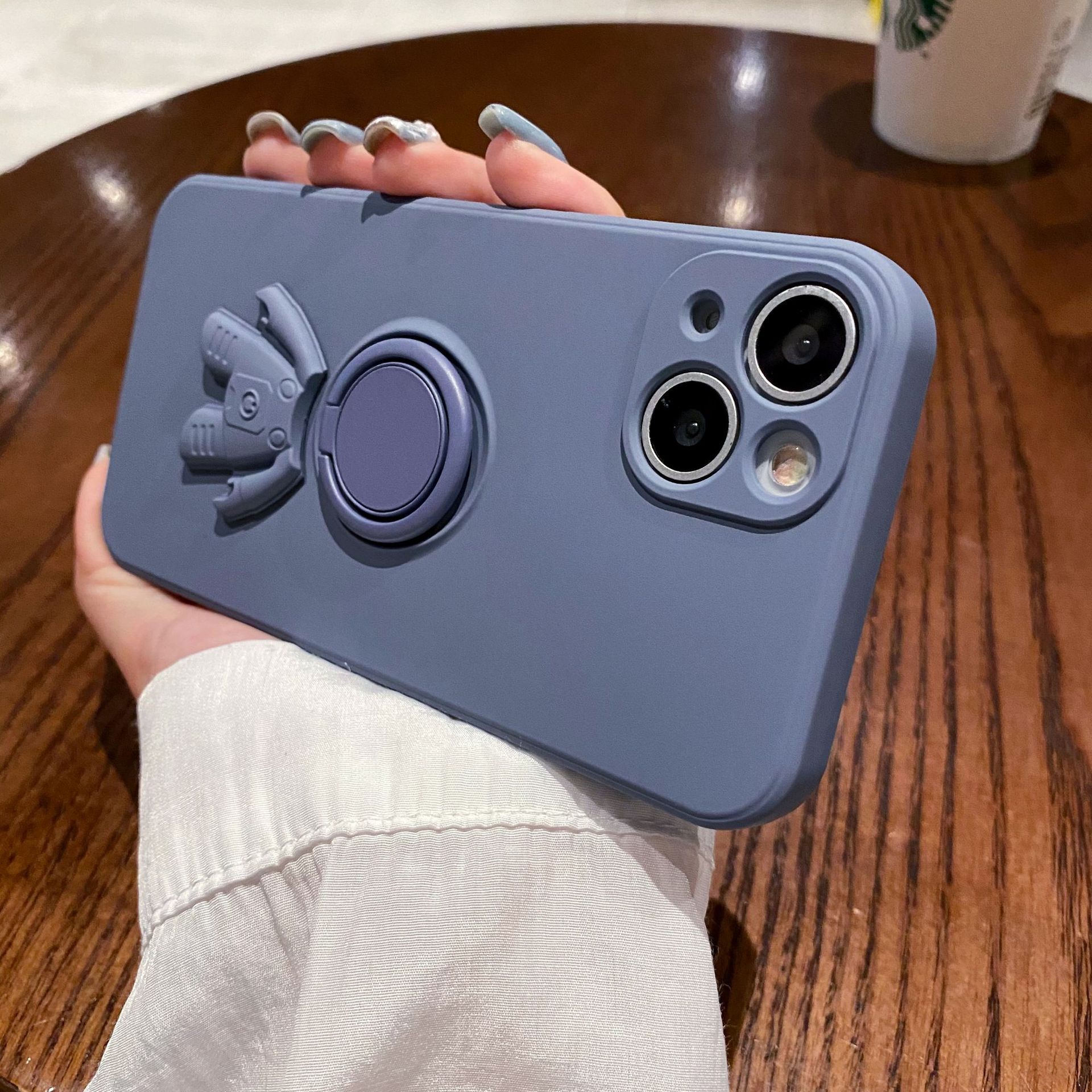 

Подходит для iPhone16 Чехол для мобильного телефона с подставкой в виде космонавта Apple 15 Жидкое кольцо 14ProMax Матовая защитная крышка iPhone16