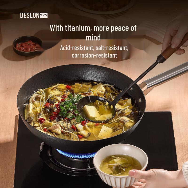 Deslang Titanium Iron Non-stick Wok